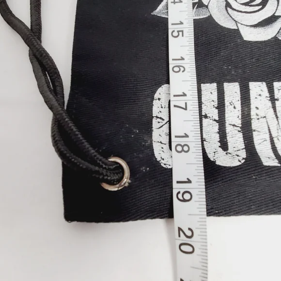 Guns N' Roses Reversible Drawstring Bag - Picture 4 of 4